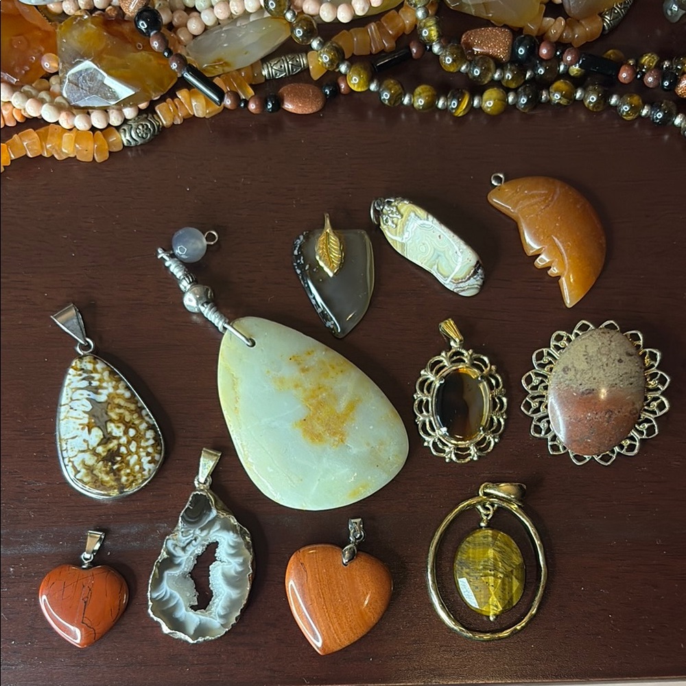 Elegant Multi-Stone Pendant Set